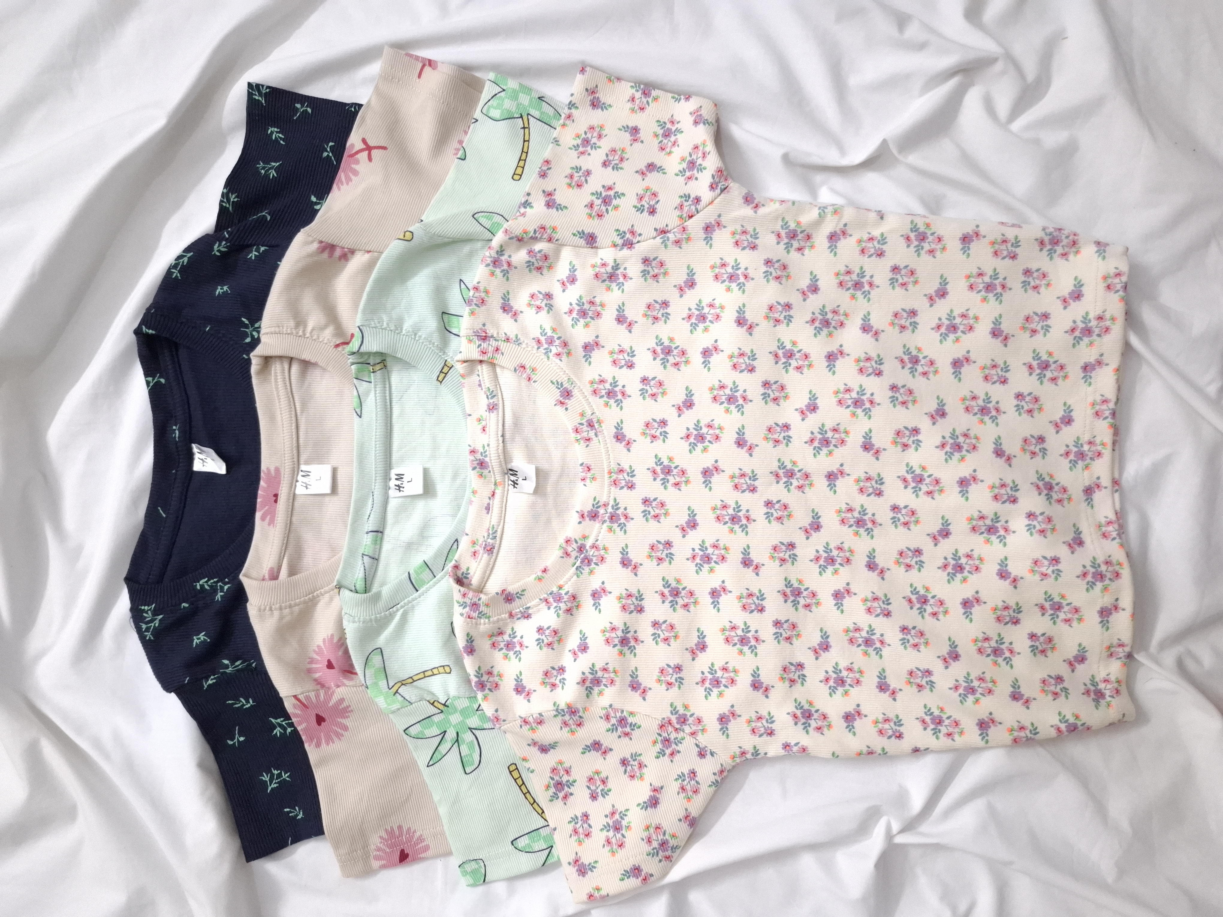 کراپ تیشرت دخترانه وارداتی مدل طرحدار جنس کبریتی